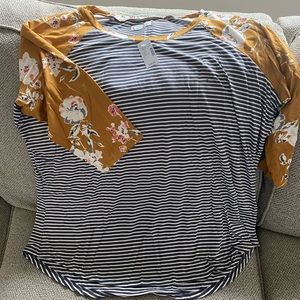 Maurices 3/4 length T-shirt. New with tags. 2x